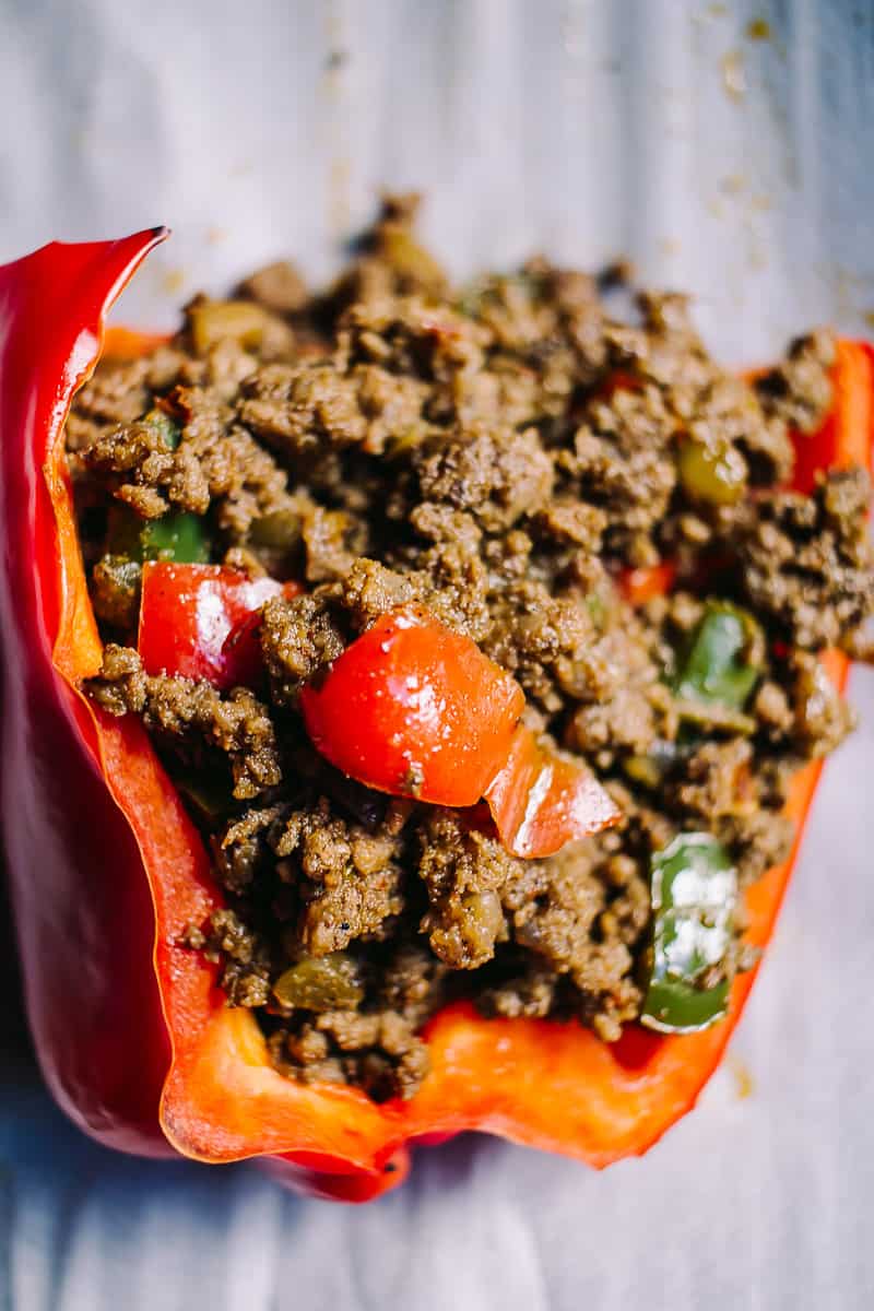 bell pepper stuffed with beef and peppers
