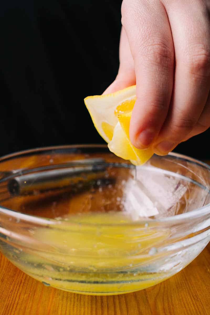 fresh squeezed lemon juice in a nowl