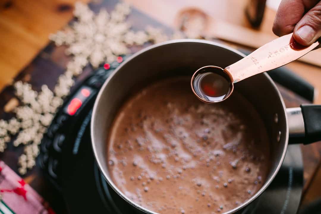 adding vanilla extract to salted hot cocoa
