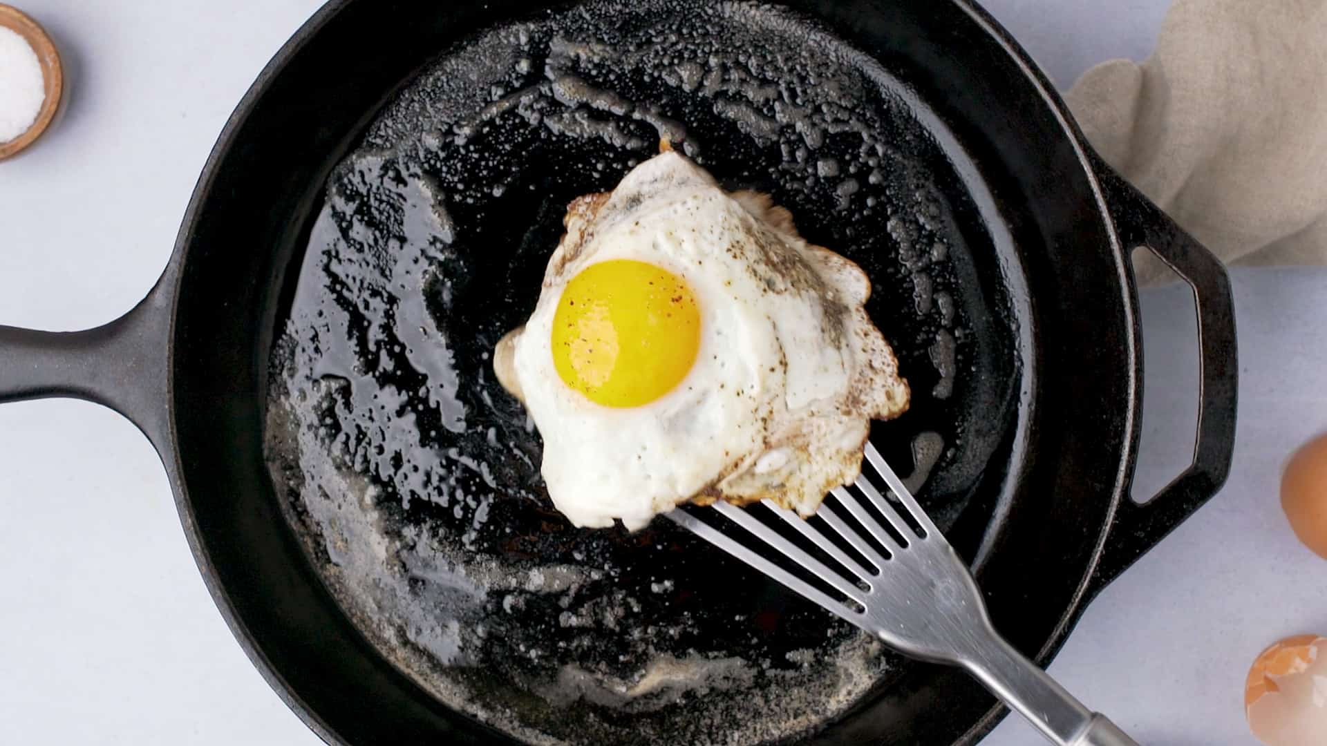 How to use, season, and care for a cast iron skillet (a.k.a., the best  piece of cookware out there!)