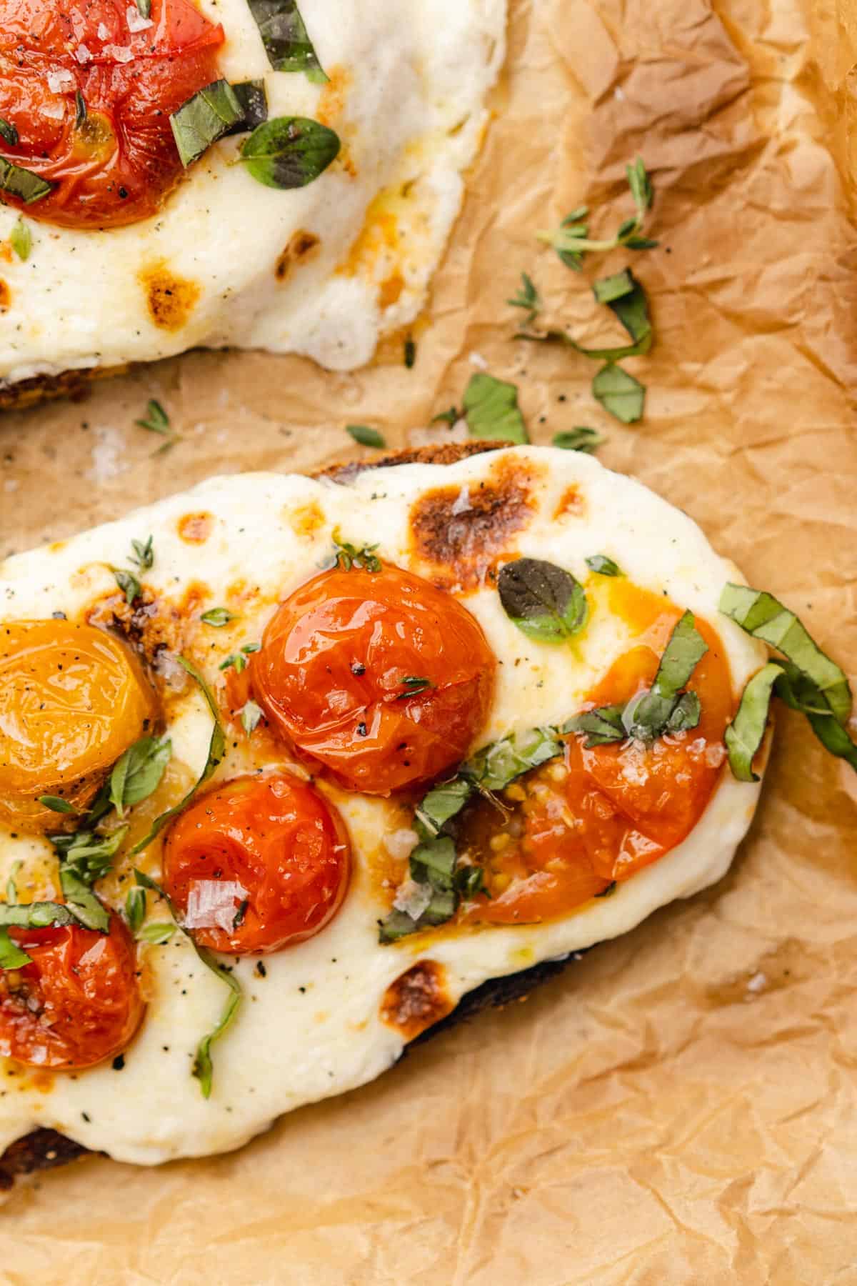 cheesy tomato bread with basil