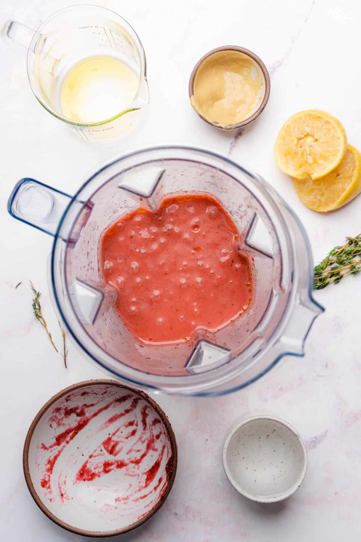 blended cranberry salad dressing in a blender 