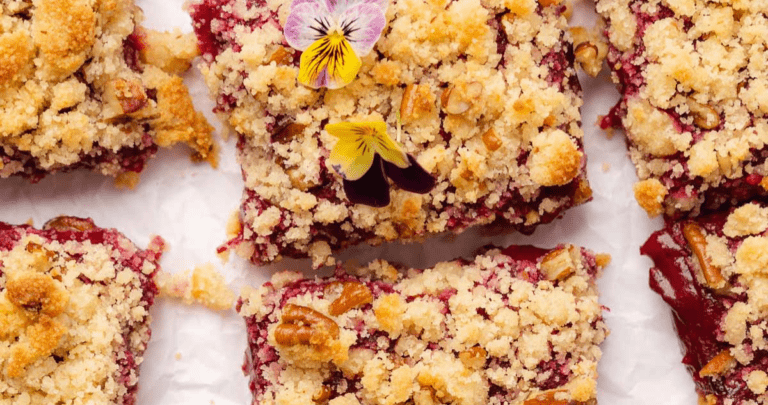 plum bars with crumble topping