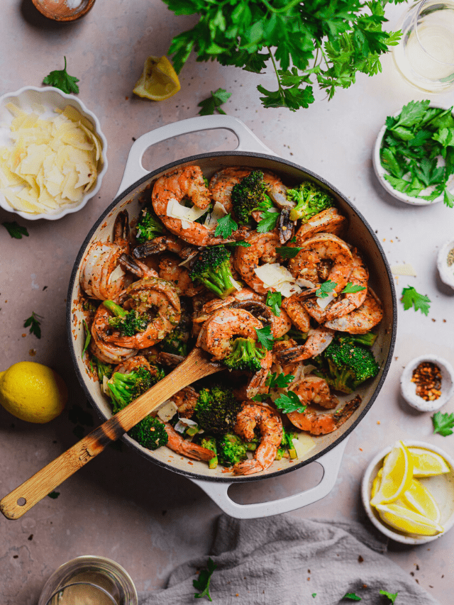 Broccoli and Shrimp Skillet