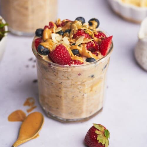 Delicious High Protein Overnight Oats – Nosh Nourish Wander