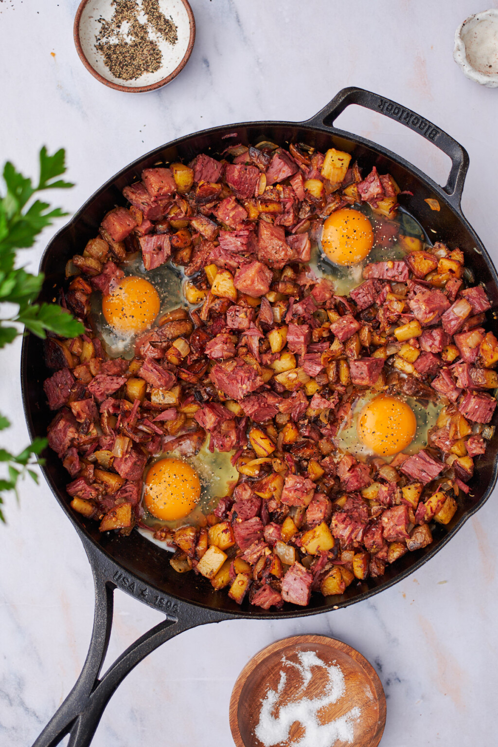 Homemade Corned Beef Hash and Eggs (Crispy Skillet Recipe!) - A Full Living