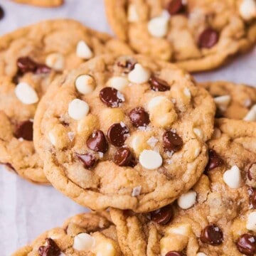 Chocolate chip and white chocolate chip cookies.
