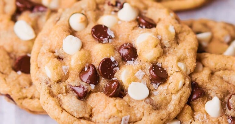 Chocolate chip and white chocolate chip cookies.