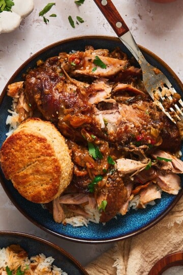 Smothered turkey wings.