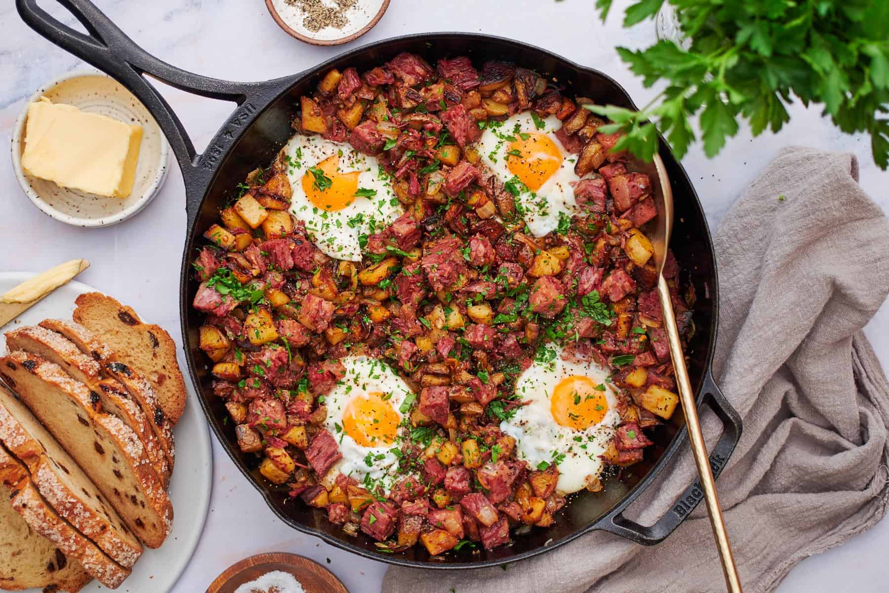 Homemade Corned Beef Hash and Eggs (Crispy Skillet Recipe!) - A Full Living