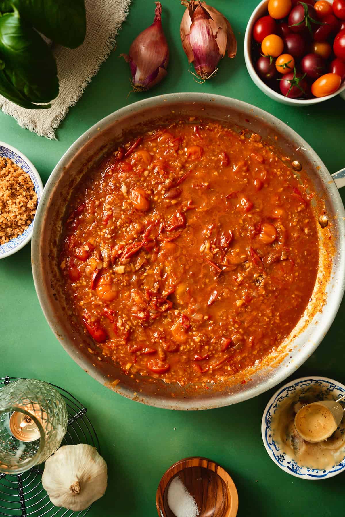 Cherry tomatoes burst into a jammy sauce for burst tomato pasta.
