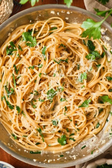 Garlic butter pasta featured image.
